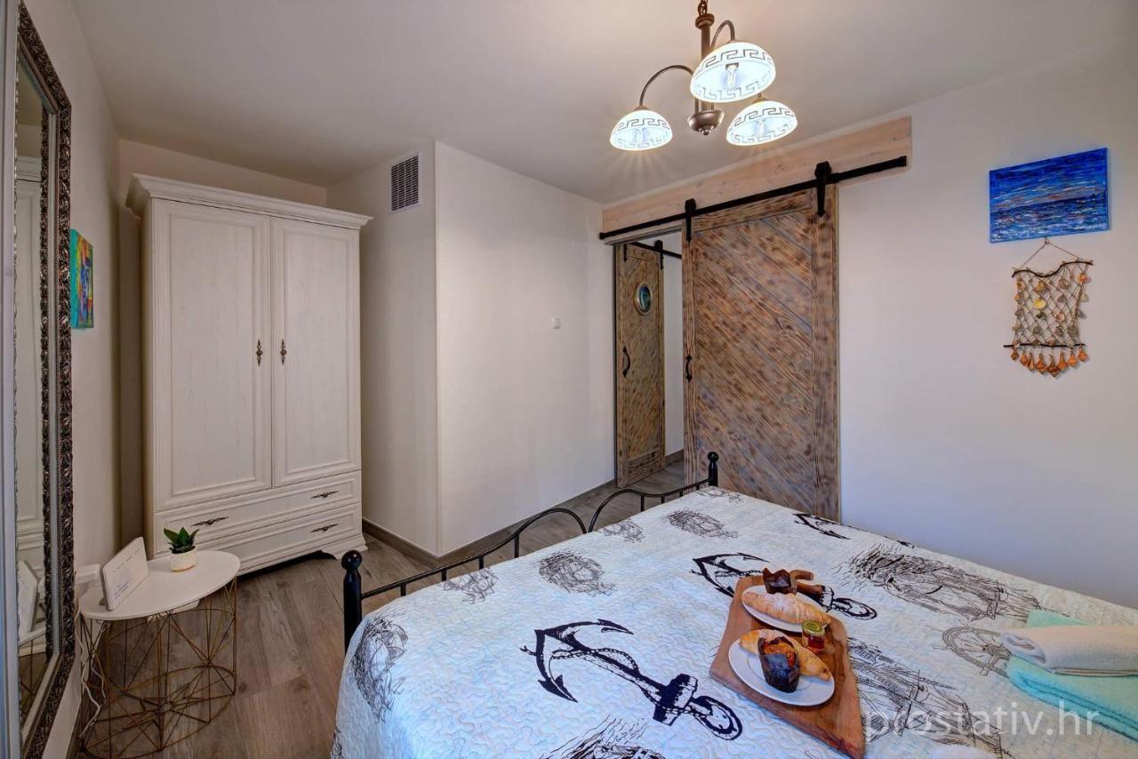 Apartmani Frankopan 1 Сень Экстерьер фото