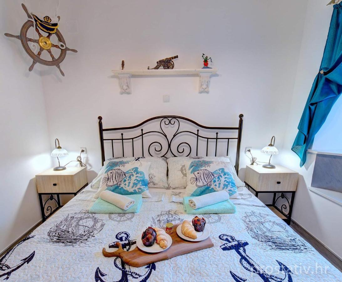 Apartmani Frankopan 1 Сень Экстерьер фото